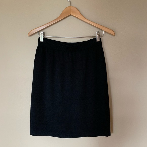 St. John Collection Knit Pencil Skirt - Picture 2 of 4